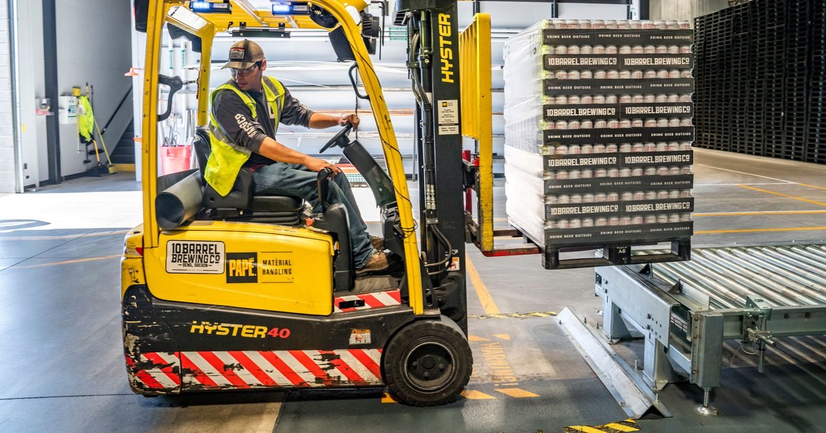 Independent Contractor vs. Employee Delivery Work: Read the Math, Not the Pitch