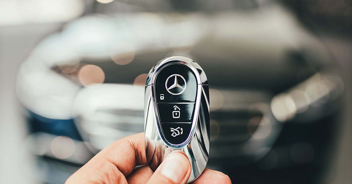 Hotel Valet Jobs: Requirements, Safety, and Hiring Tips