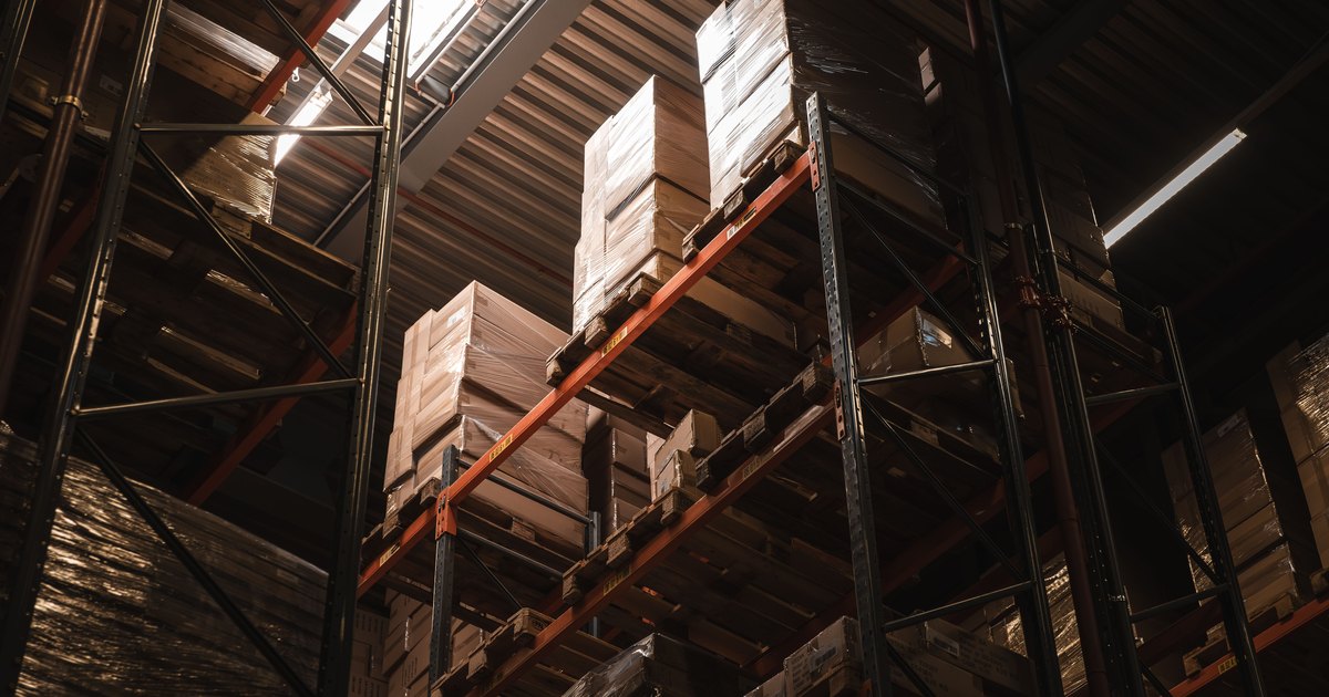 Shipping and Receiving Clerk Jobs: Skills and Hiring Guide